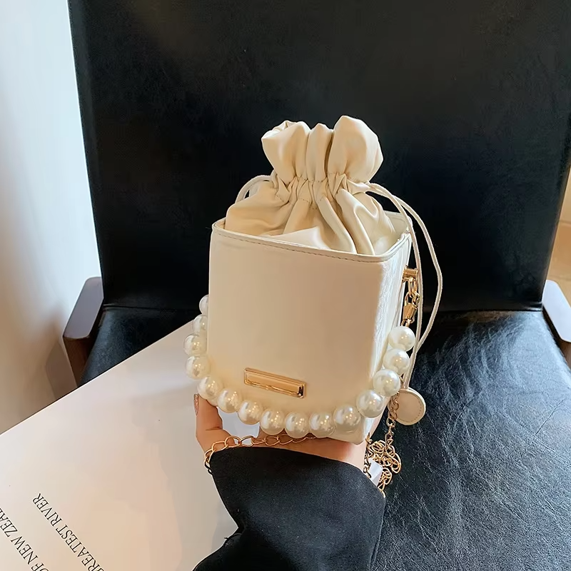 NEW Trendy Women's Spring Crossbody Bag with Pearl Chain Small Versatile Zipper Closure Waterproof Popular Internet Celebrities