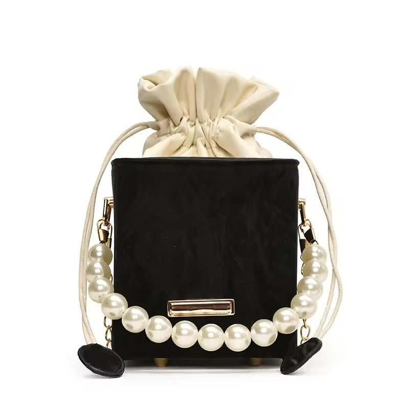 NEW Trendy Women's Spring Crossbody Bag with Pearl Chain Small Versatile Zipper Closure Waterproof Popular Internet Celebrities